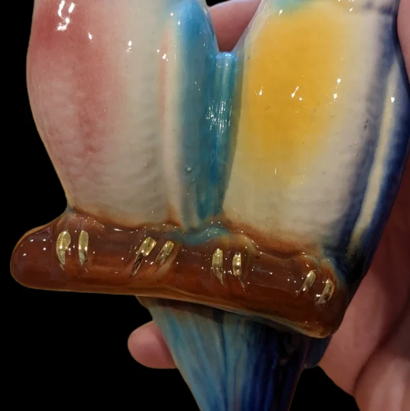 Vintage MCM ceramic parrots wall hanger- hard to find - Picture 4 of 9